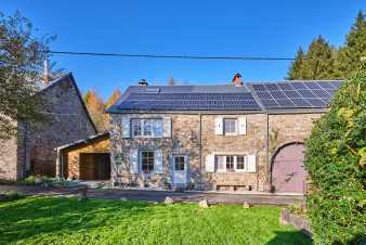 Maison de vacances à Viroinval : charme, confort et nature en Ardenne pour 8 personnes