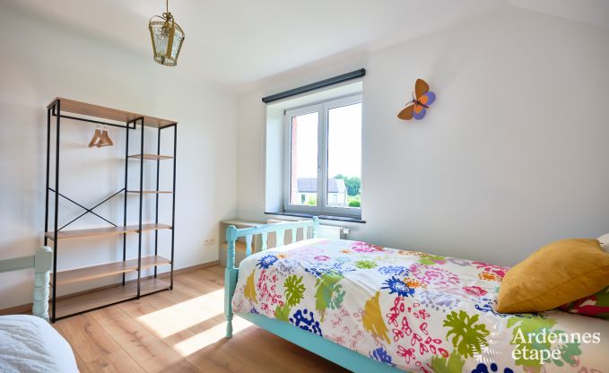 Maison de vacances pour 6 personnes � Virton avec 3 chambres, sauna, poele � bois, piscine ext�rieure et terrasse priv�e