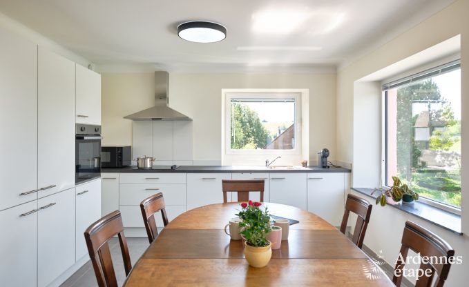 Maison de vacances pour 6 personnes � Virton avec 3 chambres, sauna, poele � bois, piscine ext�rieure et terrasse priv�e