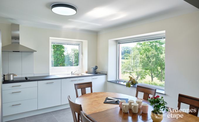 Maison de vacances pour 6 personnes � Virton avec 3 chambres, sauna, poele � bois, piscine ext�rieure et terrasse priv�e