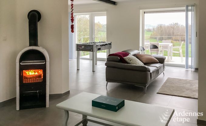 Maison de vacances pour 6 personnes � Virton avec 3 chambres, sauna, poele � bois, piscine ext�rieure et terrasse priv�e