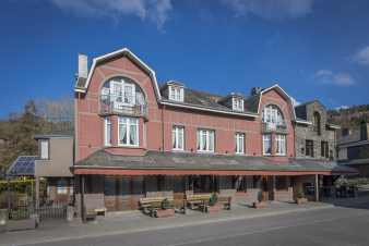 Grand gîte pour 22 personnes en Ardenne à Vresse-sur-Semois