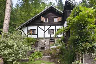 Joli chalet de vacances 9 pers. dans un cadre splendide à Vresse-sur-Semois