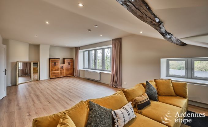 Maison de ma�tre de luxe � Vresse-sur-Semois pour 19 personnes avec piscine et vue � couper le souffle