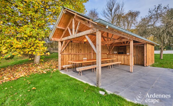 Maison de ma�tre de luxe � Vresse-sur-Semois pour 19 personnes avec piscine et vue � couper le souffle