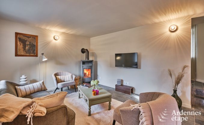 Maison de ma�tre de luxe � Vresse-sur-Semois pour 19 personnes avec piscine et vue � couper le souffle