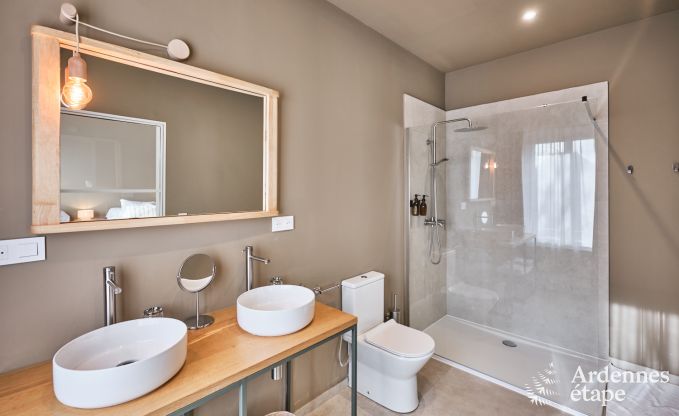 Maison de ma�tre avec piscine ext�rieure chauff�e � Vresse-sur-Semois pour 15 personnes