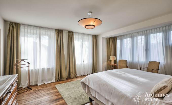 Maison de ma�tre avec piscine ext�rieure chauff�e � Vresse-sur-Semois pour 15 personnes