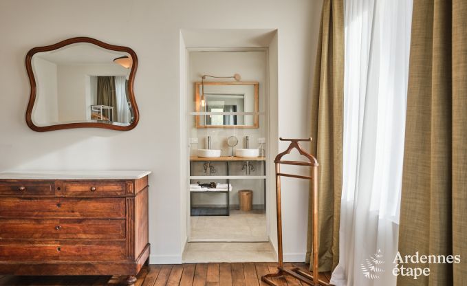 Maison de ma�tre avec piscine ext�rieure chauff�e � Vresse-sur-Semois pour 15 personnes