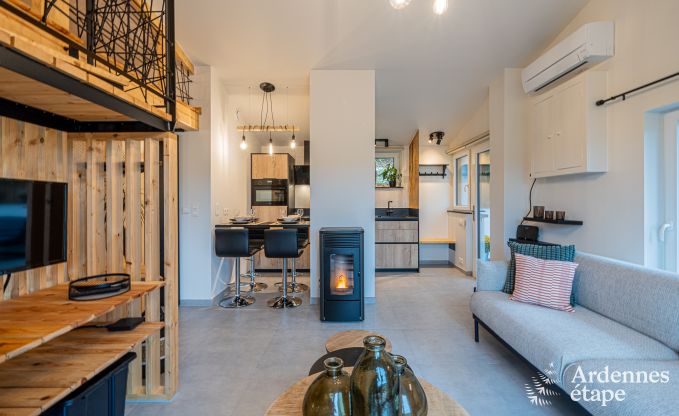 Maison de vacances de plain pied � Vresse-sur-Semois : terrasse avec vue, id�ale pour un couple avec enfants