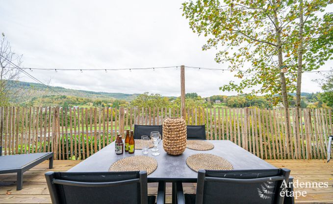 Maison de vacances de plain pied � Vresse-sur-Semois : terrasse avec vue, id�ale pour un couple avec enfants