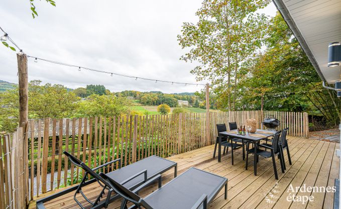 Maison de vacances de plain pied � Vresse-sur-Semois : terrasse avec vue, id�ale pour un couple avec enfants