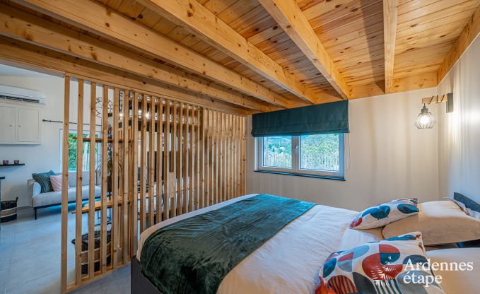 Maison de vacances de plain pied � Vresse-sur-Semois : terrasse avec vue, id�ale pour un couple avec enfants