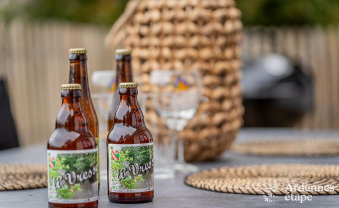 Maison de vacances de plain pied � Vresse-sur-Semois : terrasse avec vue, id�ale pour un couple avec enfants