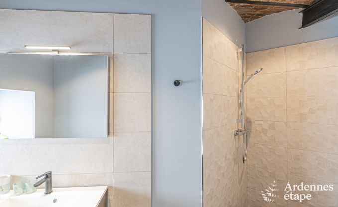 Maison de vacances  Walcourt, Ardenne, 6 personnes, 3 chambres, piscine extrieure, jardin commun, quipements modernes