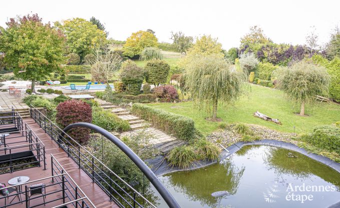 Maison de vacances spacieuse  Walcourt, Ardenne, 5 chambres, 5 salles de bain, piscine et quipements familiaux pour 10 personnes