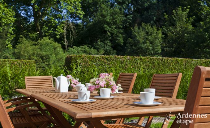 Ch�teau � Waremme pour 10/11 personnes en Ardenne