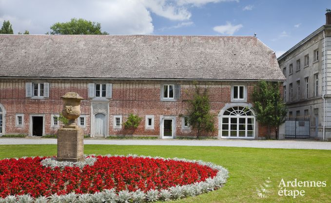 Ch�teau � Waremme pour 10/11 personnes en Ardenne