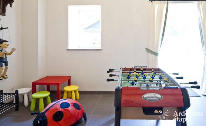 Ch�teau � Waremme pour 10/11 personnes en Ardenne