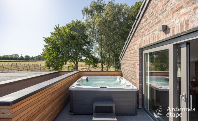 Maison confortable  Welkenraedt pour 6 personnes avec jacuzzi, quipements de jeux et jardin priv