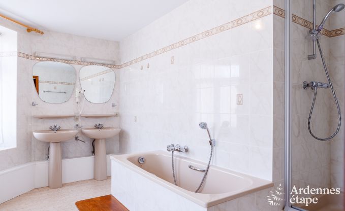 Maison de vacances � Wellin pour 26 personnes en Ardenne