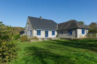 Magnifique gîte de charme 3.5 étoiles pour 14 personnes à Crupet