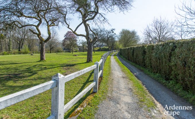 Maison de vacances � Yvoir (Crupet) pour 14 personnes en Ardenne
